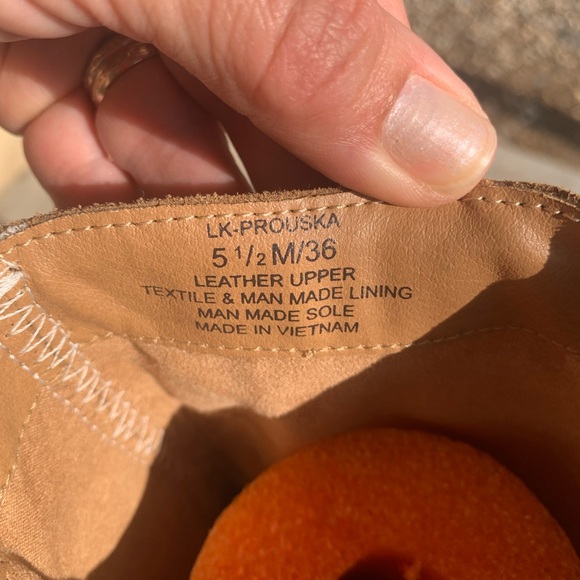 Lucky Brand tan suede heeled boots pointy toe size 5.5M - Picture 15 of 16